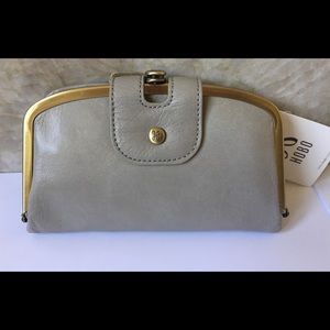 NWT Hobo Halo Gray Leather Wallet